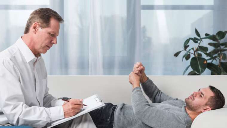 de-addiction specialist in indore, de-addiction doctor in indore