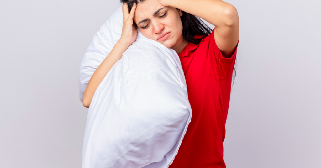 Why “Tired but Unable to Sleep” Is Becoming So Common Today 